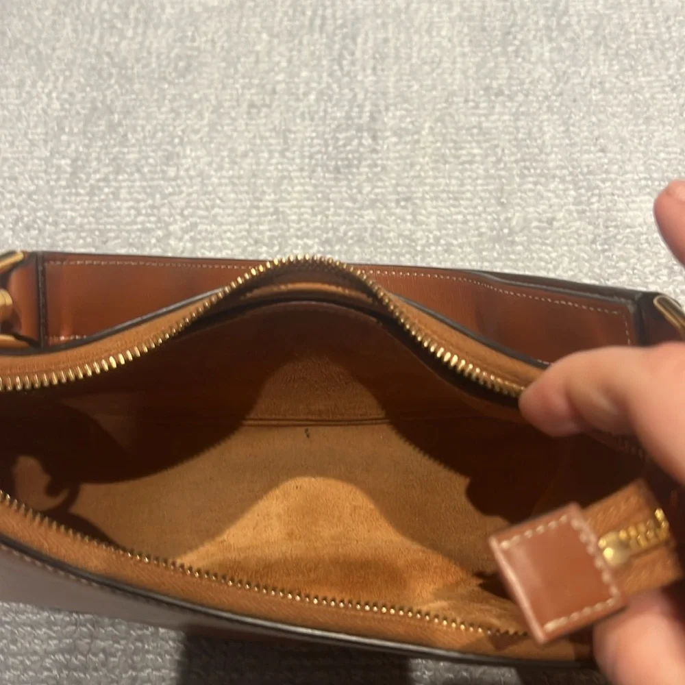 Celine Brown Shoulder Bag - Picture 7 of 9